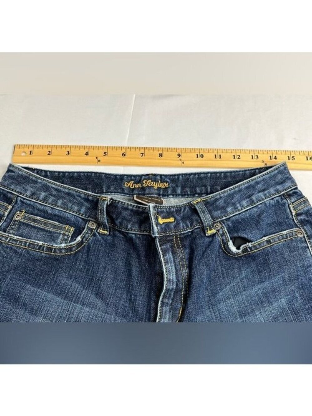 Ann Taylor Modern Fit Lindsay Waist Crop Size 8 Distressed Dark Wash - Picture 5 of 9